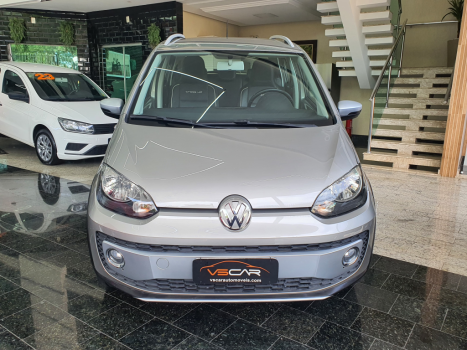 VOLKSWAGEN Cross UP 1.0 12V 4P TSI FLEX, Foto 2