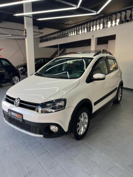 VOLKSWAGEN Crossfox 1.6 4P FLEX I-MOTION AUTOMATIZADO, Foto 2