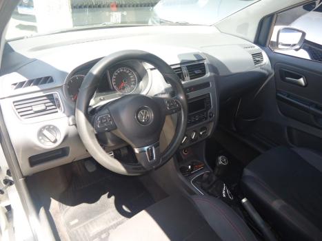 VOLKSWAGEN Fox 1.6 4P, Foto 3