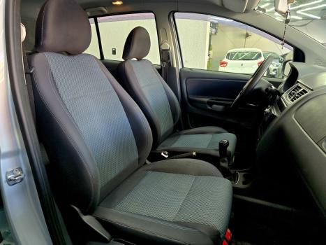 VOLKSWAGEN Fox 1.6 4P BLUEMOTION FLEX, Foto 10