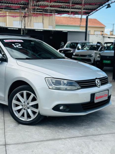 VOLKSWAGEN Jetta 2.0 4P FLEX CONFORTLINE TIPTRONIC AUTOMTICO, Foto 2