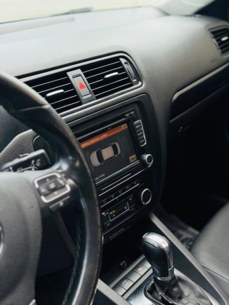 VOLKSWAGEN Jetta 2.0 4P FLEX CONFORTLINE TIPTRONIC AUTOMTICO, Foto 8