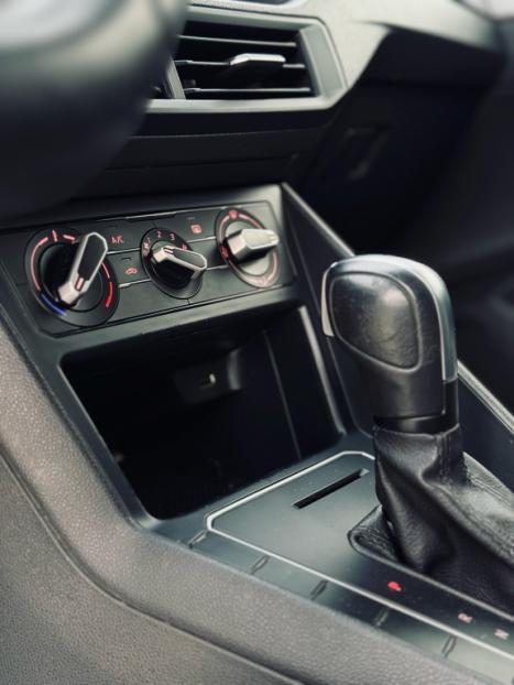 VOLKSWAGEN Nivus 1.0 4P FLEX 200 TSI COMFORTLINE TURBO AUTOMTICO, Foto 6