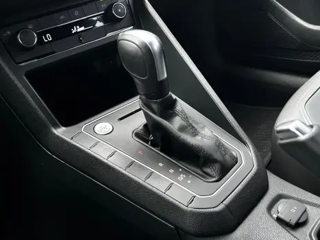 VOLKSWAGEN Nivus 1.0 4P FLEX 200 TSI HIGHLINE TURBO AUTOMTICO, Foto 12