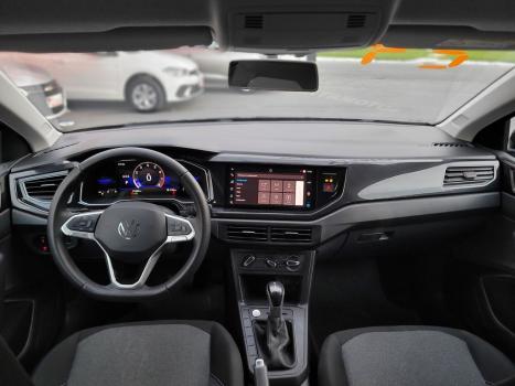 VOLKSWAGEN Polo Hatch 1.0 12V 4P 200 TSI COMFORTLINE, Foto 8