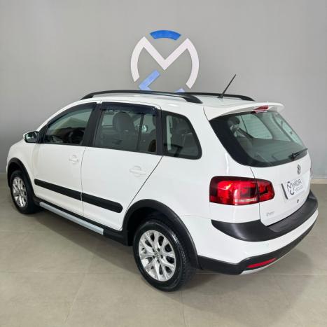 VOLKSWAGEN Space Cross 1.6 4P FLEX, Foto 8