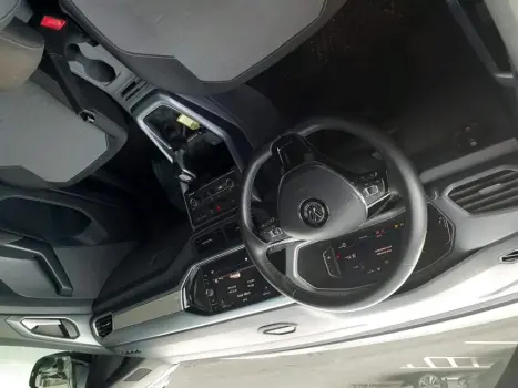 VOLKSWAGEN T-Cross 1.0 4P 200 TSI FLEX COMFORTLINE AUTOMTICO, Foto 13