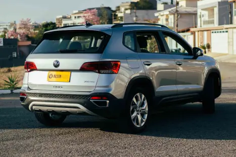 VOLKSWAGEN Taos 1.4 16V 4P FLEX 250 TSI CONFORTLINE AUTOMTICO, Foto 6