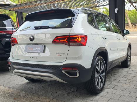 VOLKSWAGEN Taos 1.4 16V 4P FLEX 250 TSI HIGHLINE AUTOMTICO, Foto 3