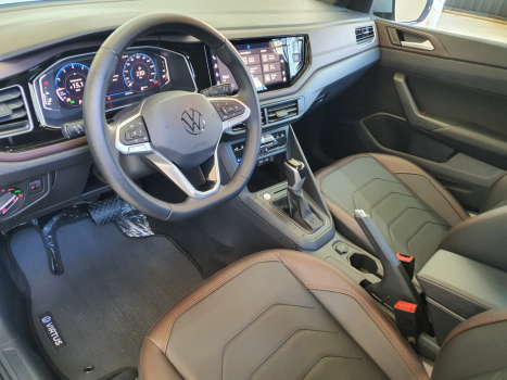 VOLKSWAGEN Virtus 1.0 4P 200 TSI FLEX HIGHLINE AUTOMTICO, Foto 8