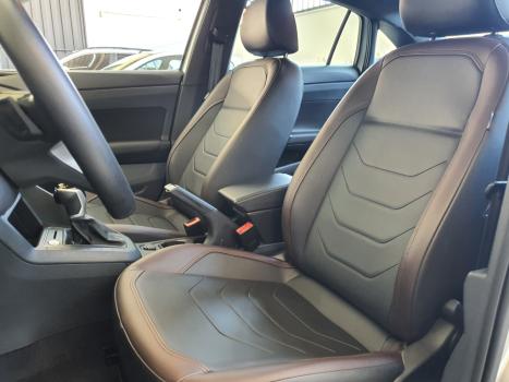 VOLKSWAGEN Virtus 1.0 4P 200 TSI FLEX HIGHLINE AUTOMTICO, Foto 9