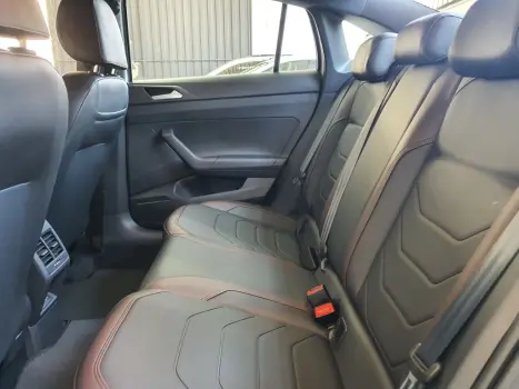 VOLKSWAGEN Virtus 1.0 4P 200 TSI FLEX HIGHLINE AUTOMTICO, Foto 11
