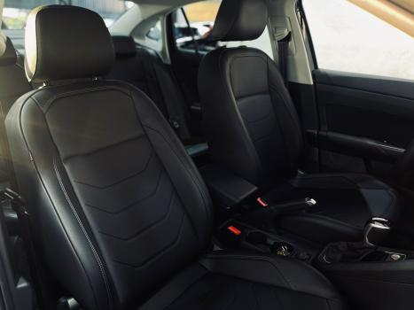 VOLKSWAGEN Virtus 1.0 4P 200 TSI FLEX COMFORTLINE AUTOMTICO, Foto 8