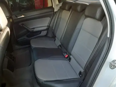 VOLKSWAGEN Virtus 1.0 4P 200 TSI FLEX HIGHLINE AUTOMTICO, Foto 22