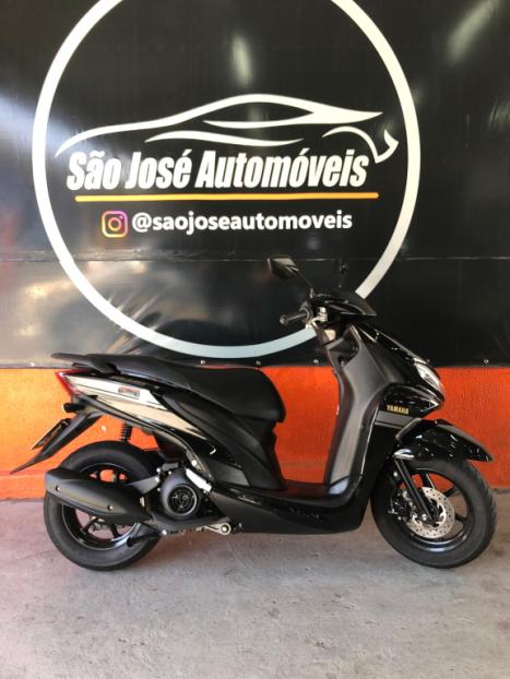 YAMAHA Fluo 125 ABS, Foto 2