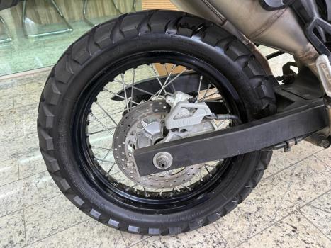 YAMAHA XT 660 R , Foto 3