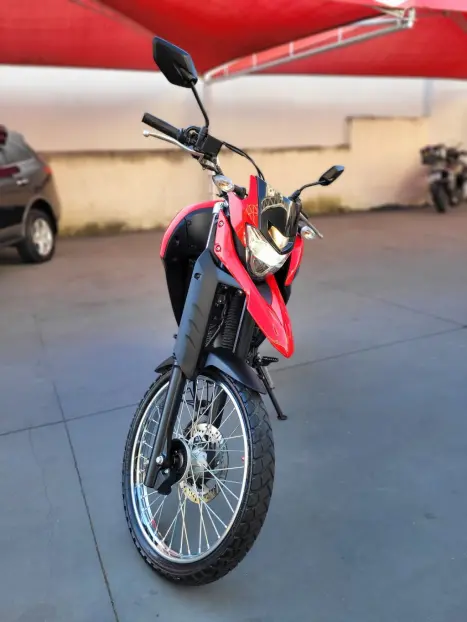 YAMAHA XTZ 250 LANDER, Foto 2