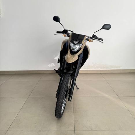YAMAHA XTZ 250 LANDER, Foto 4