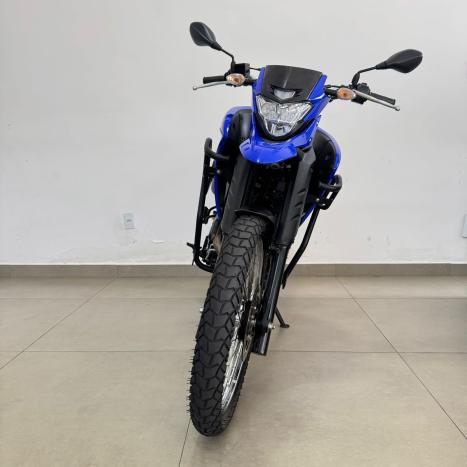 YAMAHA XTZ 250 LANDER, Foto 2