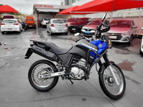 YAMAHA XTZ 250 TENER, Foto 4