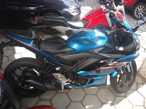 YAMAHA YZF R3 300 ABS, Foto 2