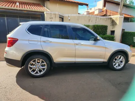 BMW X3 2.0 16V 4P XDRIVE 20I AUTOM�TICO, Foto 4