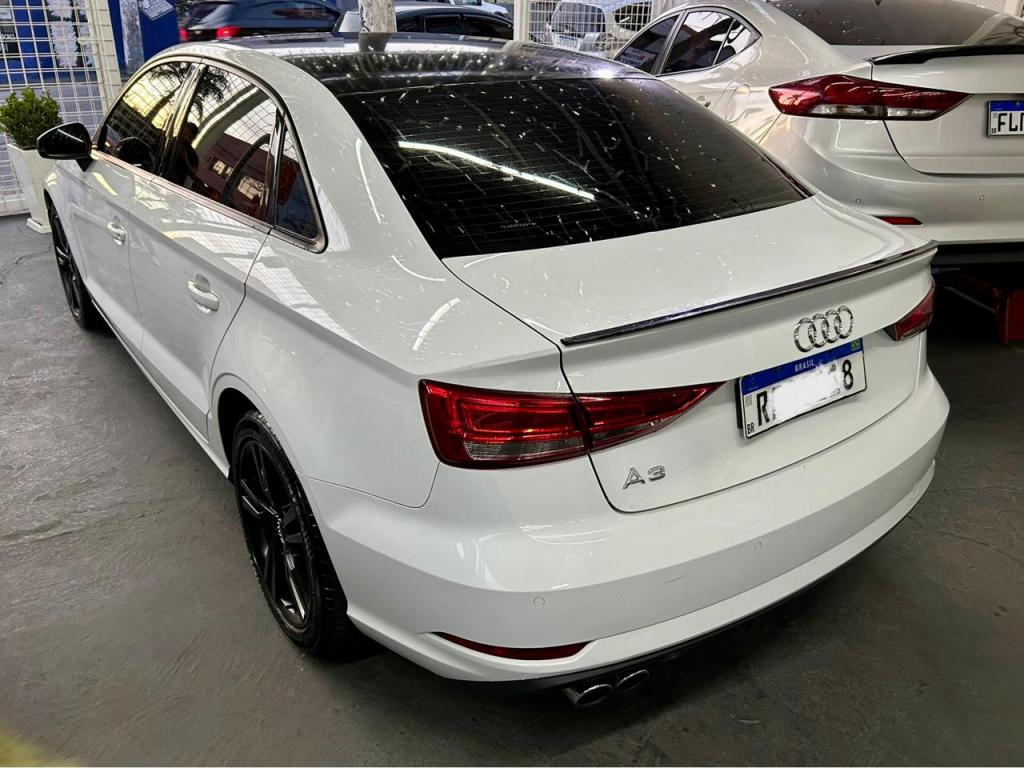AUDI A3 Sedan - Foto