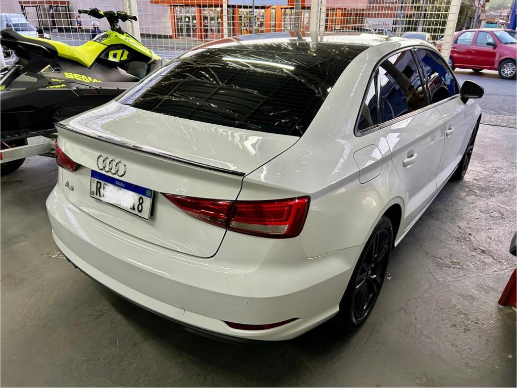 AUDI A3 Sedan - Foto