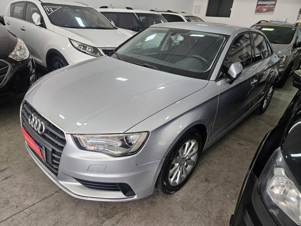 AUDI A3 Sedan - Foto