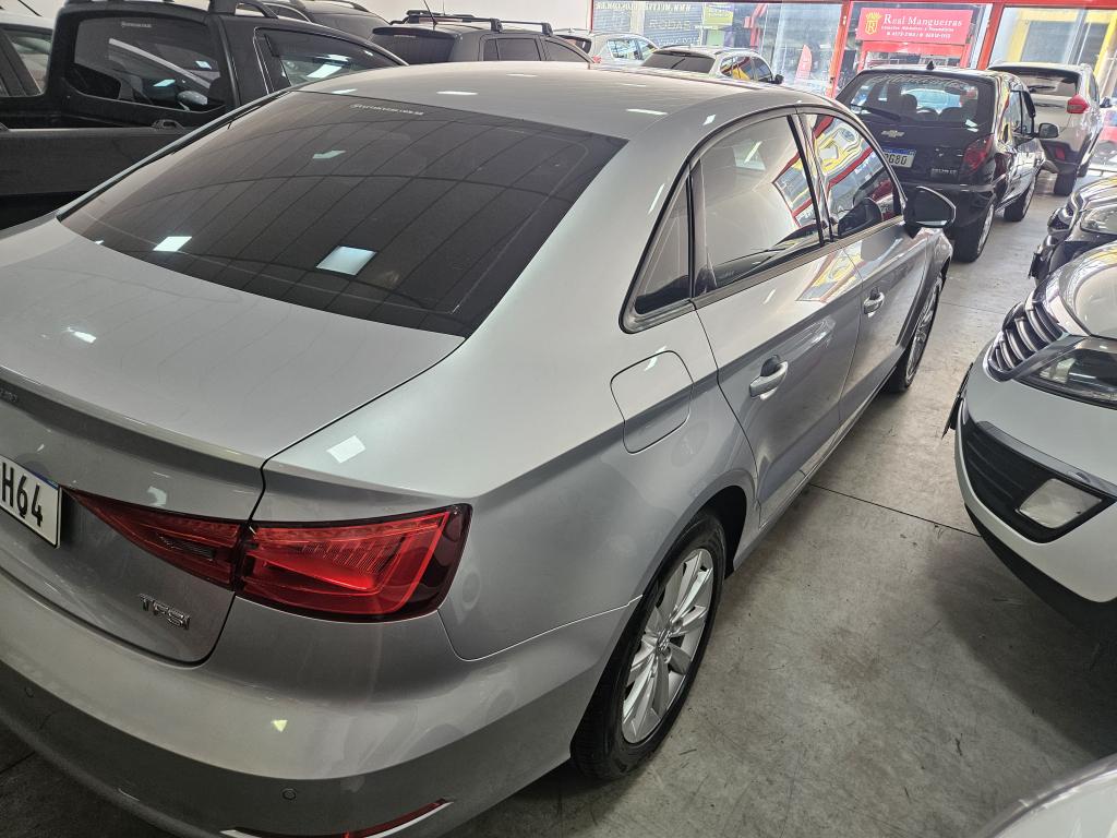 AUDI A3 Sedan - Foto