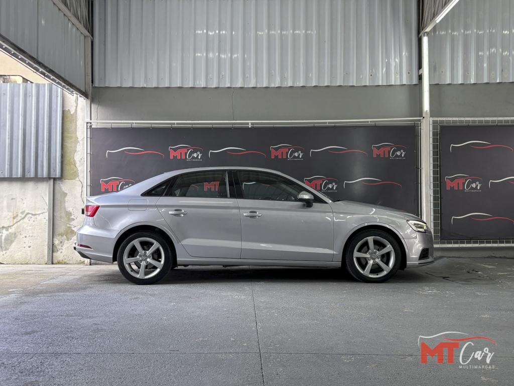 AUDI A3 Sedan - Foto