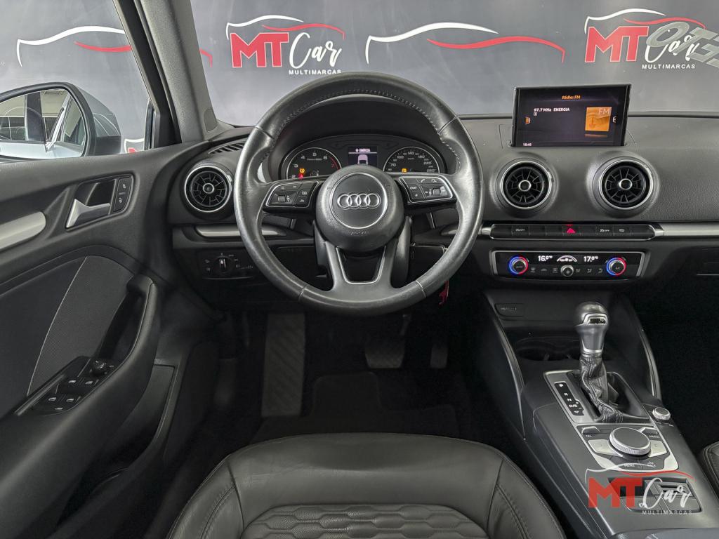 AUDI A3 Sedan - Foto