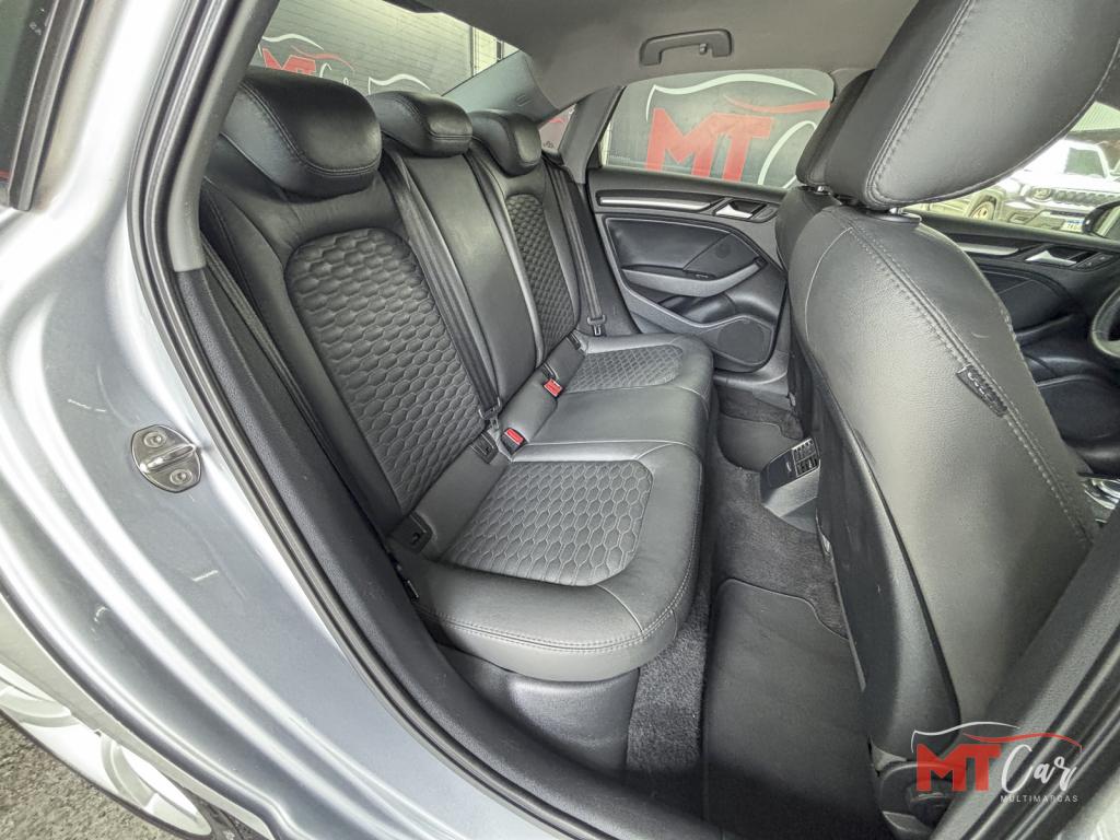 AUDI A3 Sedan - Foto
