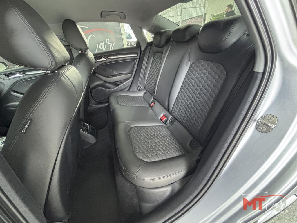 AUDI A3 Sedan - Foto