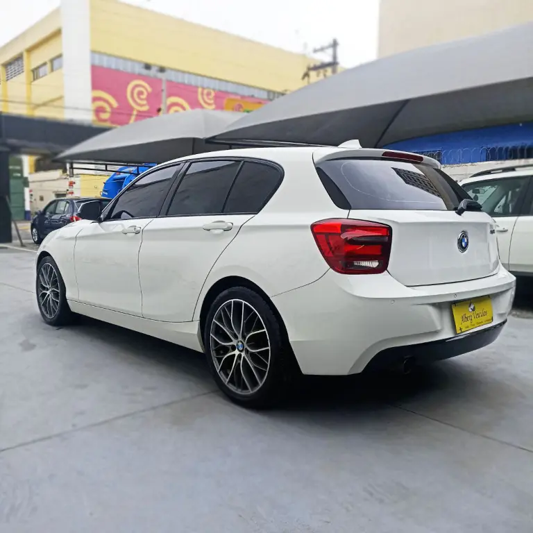 BMW 118i - Foto