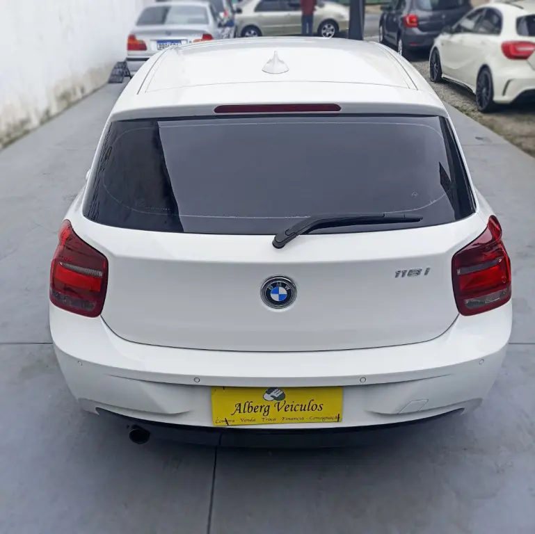 BMW 118i - Foto