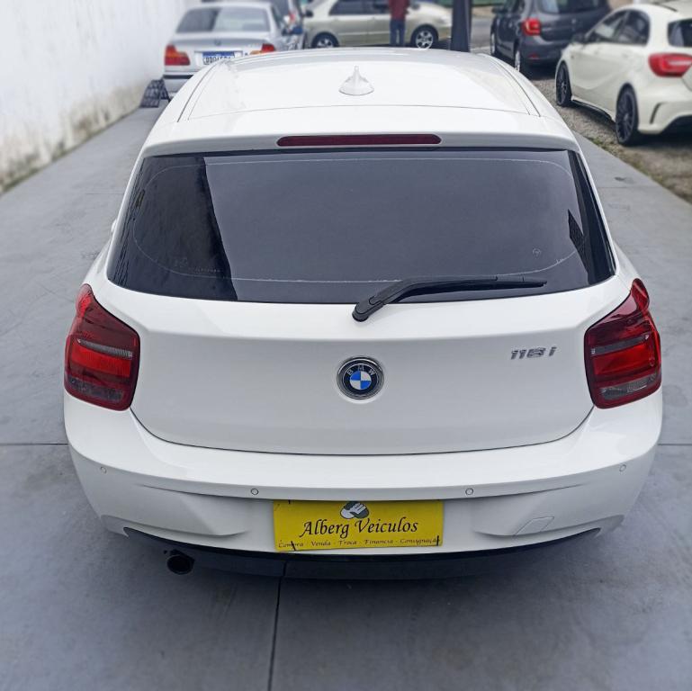 BMW 118i - Foto