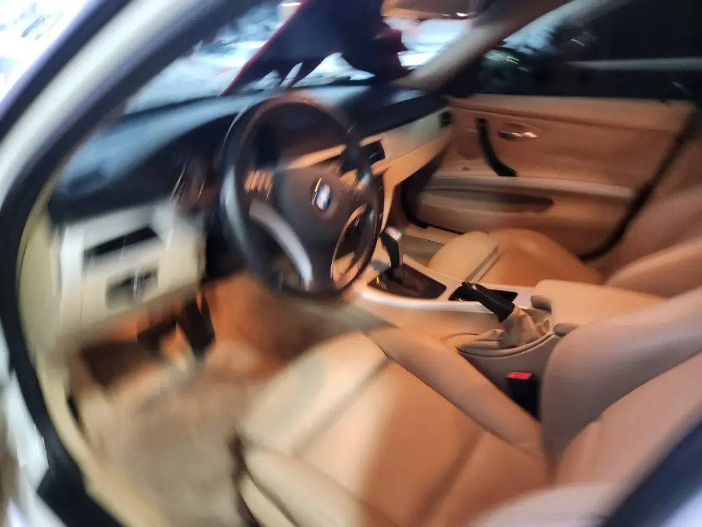 BMW 320I - Foto