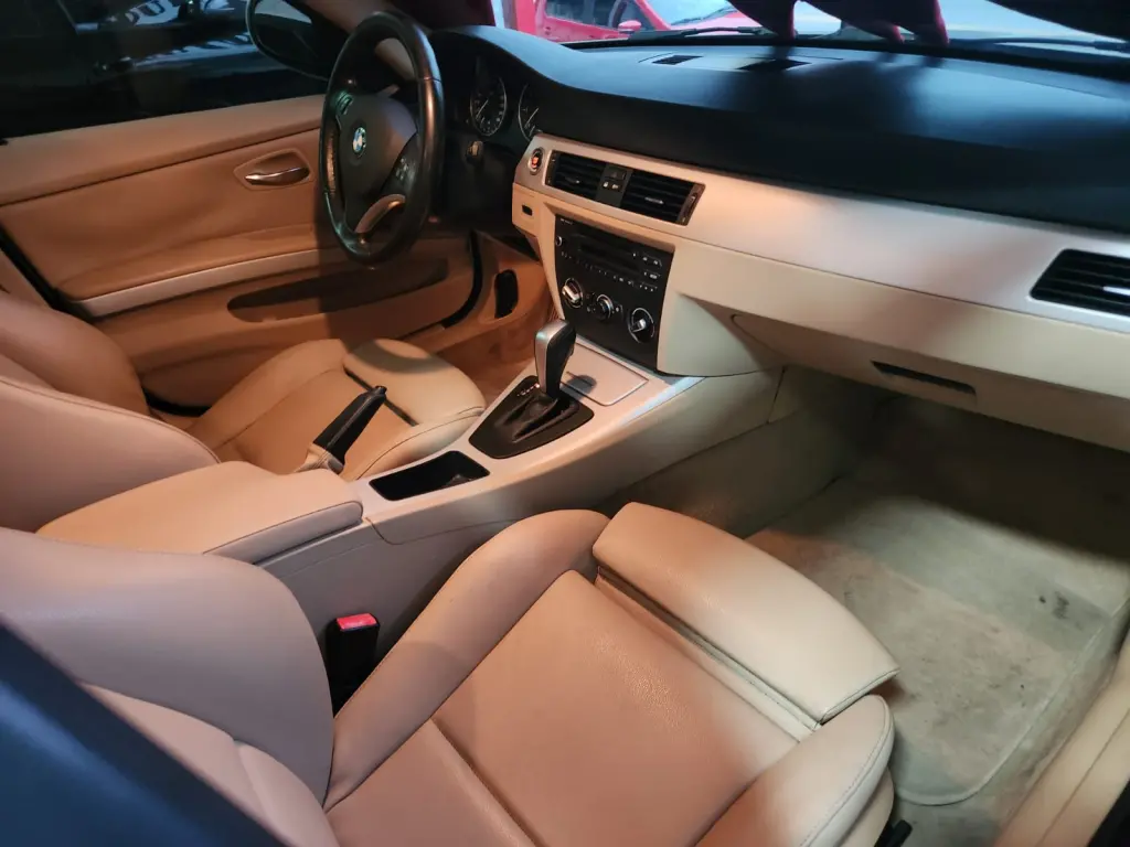 BMW 320I - Foto