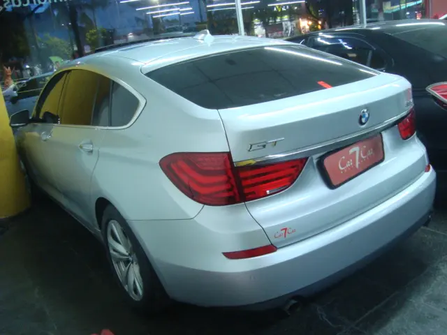 BMW 535I - Foto