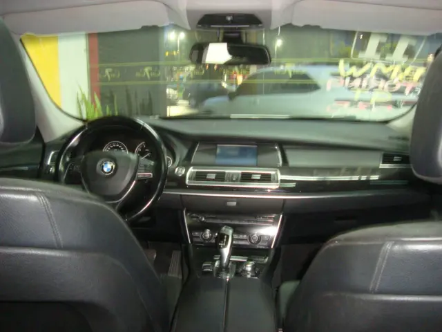 BMW 535I - Foto