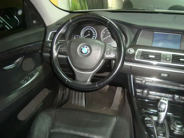 BMW 535I - Foto