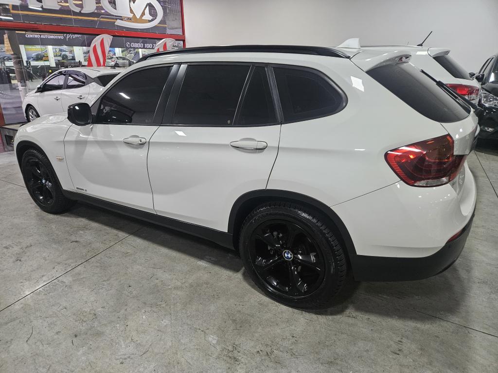 BMW X1 - Foto