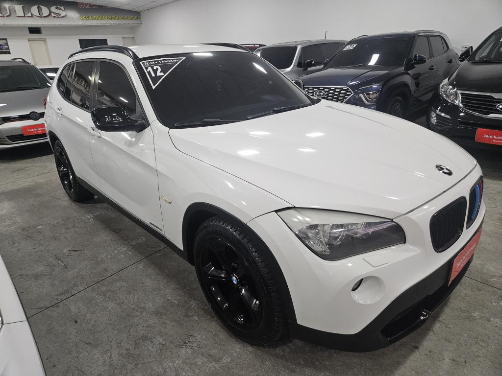 BMW X1 - Foto