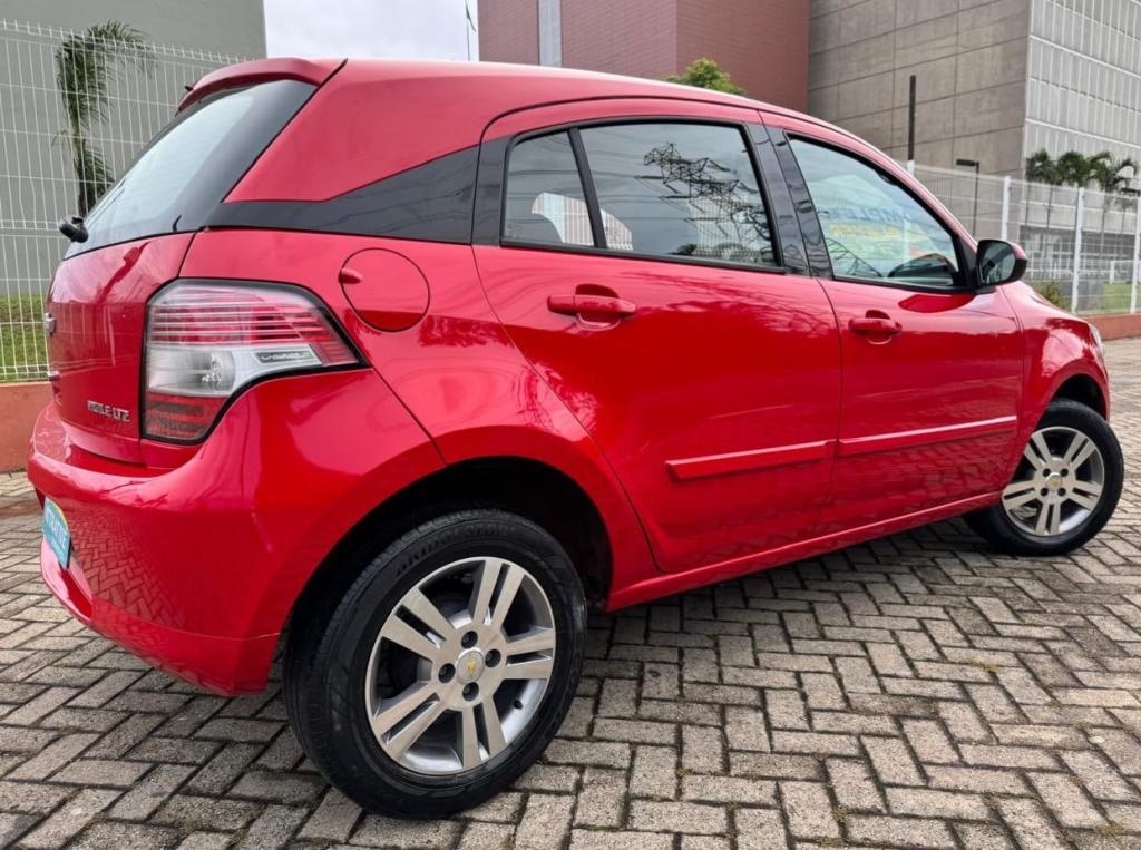 CHEVROLET Agile - Foto