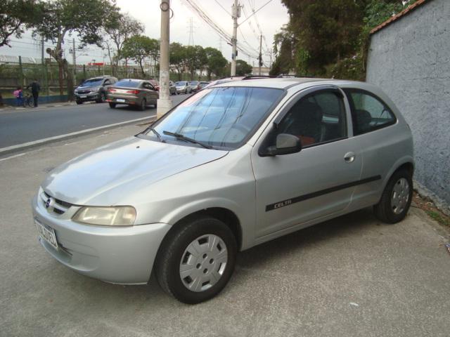CHEVROLET Celta - Foto