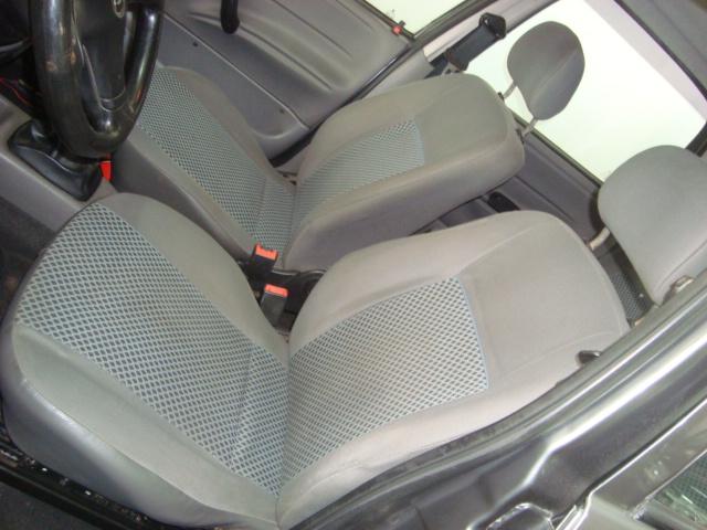 CHEVROLET Classic Sedan - Foto