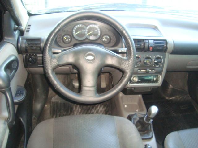 CHEVROLET Classic Sedan - Foto