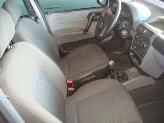 CHEVROLET Classic Sedan - Foto