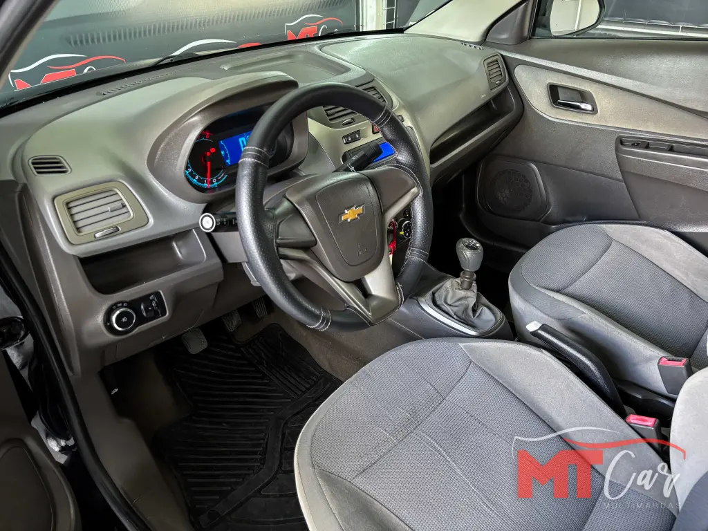 CHEVROLET Cobalt - Foto